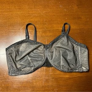 Vintage Edith Lances black underwire bra, size 40DD